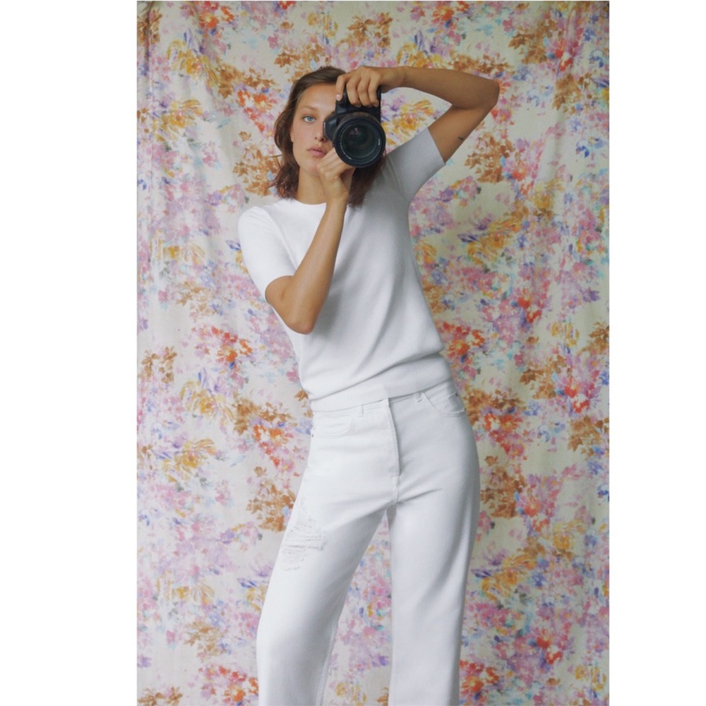 NWOT ZARA HIGH RISE STRAIGHT JEANS DISTRESSED WHITE SZ-6
